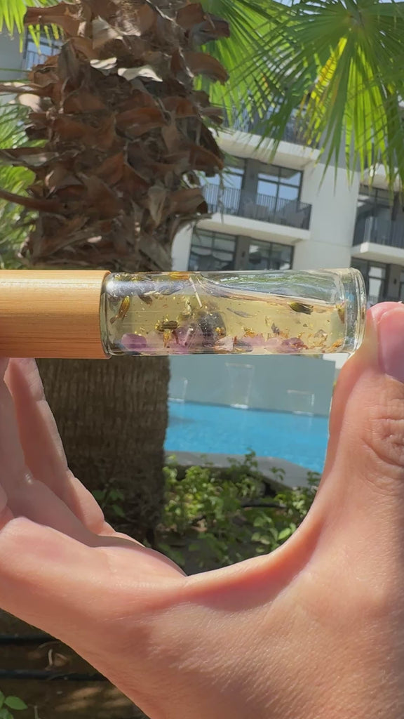 Clean Luxury Essential oil roll on, zenplenish, zenful night, roller bottle, amethyst, lavender, vanilla, chamomile, ylang ylang, sandalwood, lime, natural fragrance, 24K gold, crystals